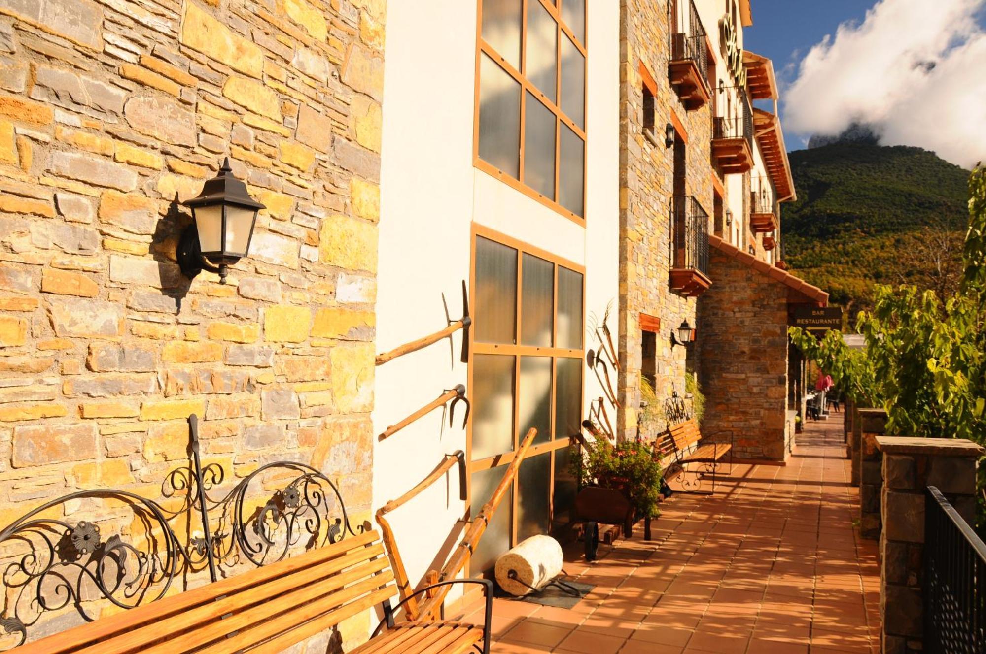 Hotel Arnal Escalona Dış mekan fotoğraf
